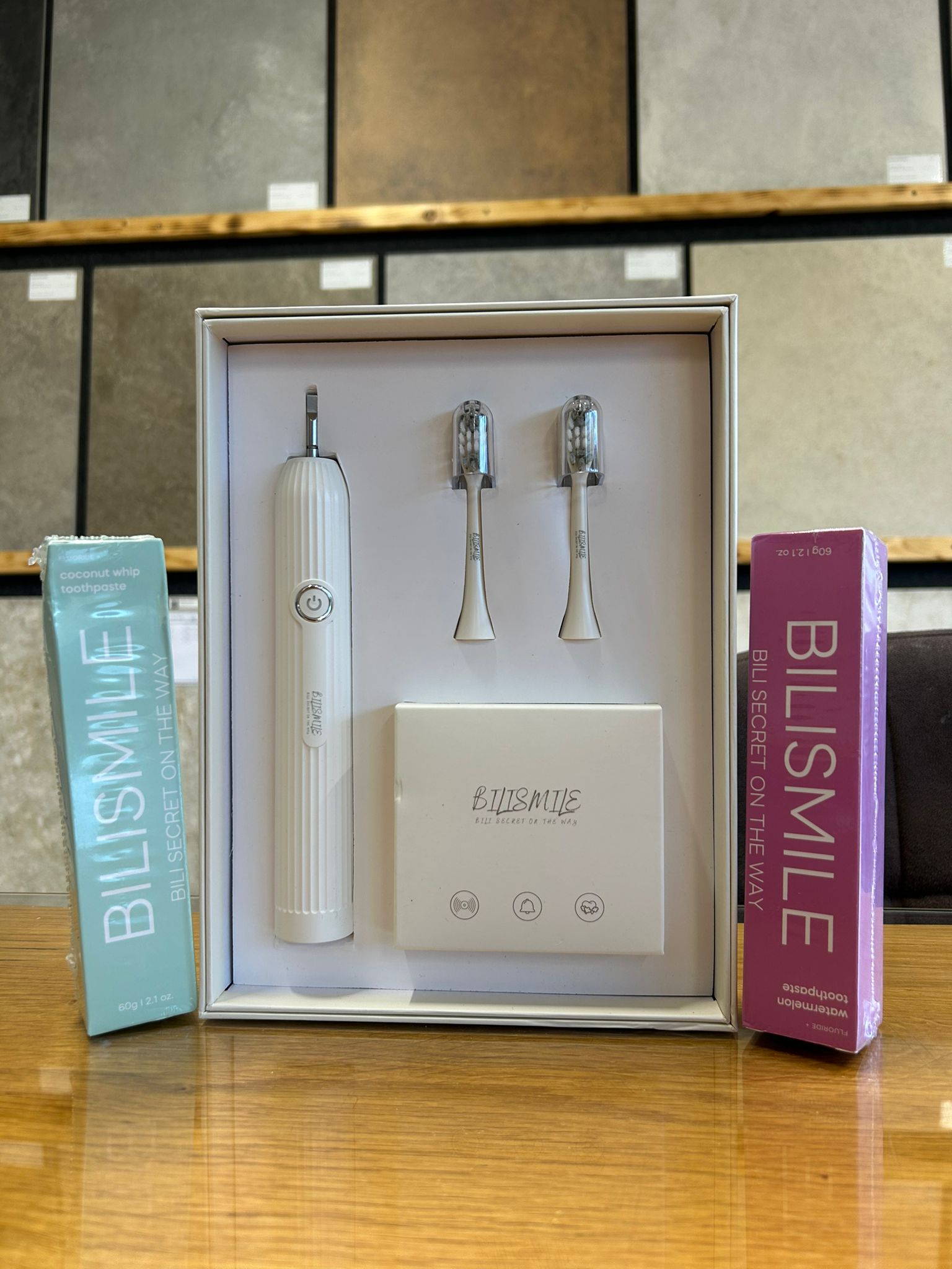 BILISHOP iPhone-Gewinnspiel BiLi SHOP